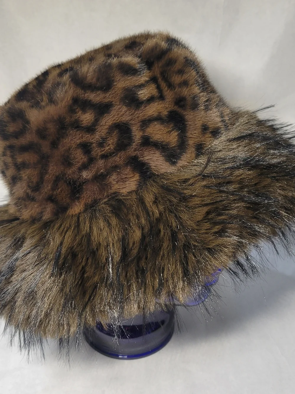 LA Carrie Faux Fur Leopard Print Bucket Hat in Brown